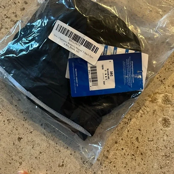 Champion Women's T-back Black Sports Bra, 36C - Picture 3 of 4